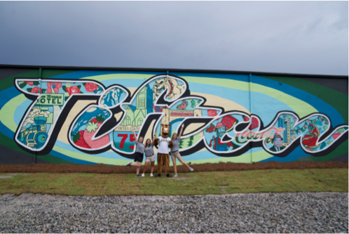 ABAC students in front of Tifton mural