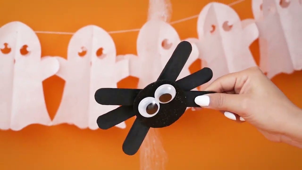 Aims2UNC & Reisher Spooky Crafting Night