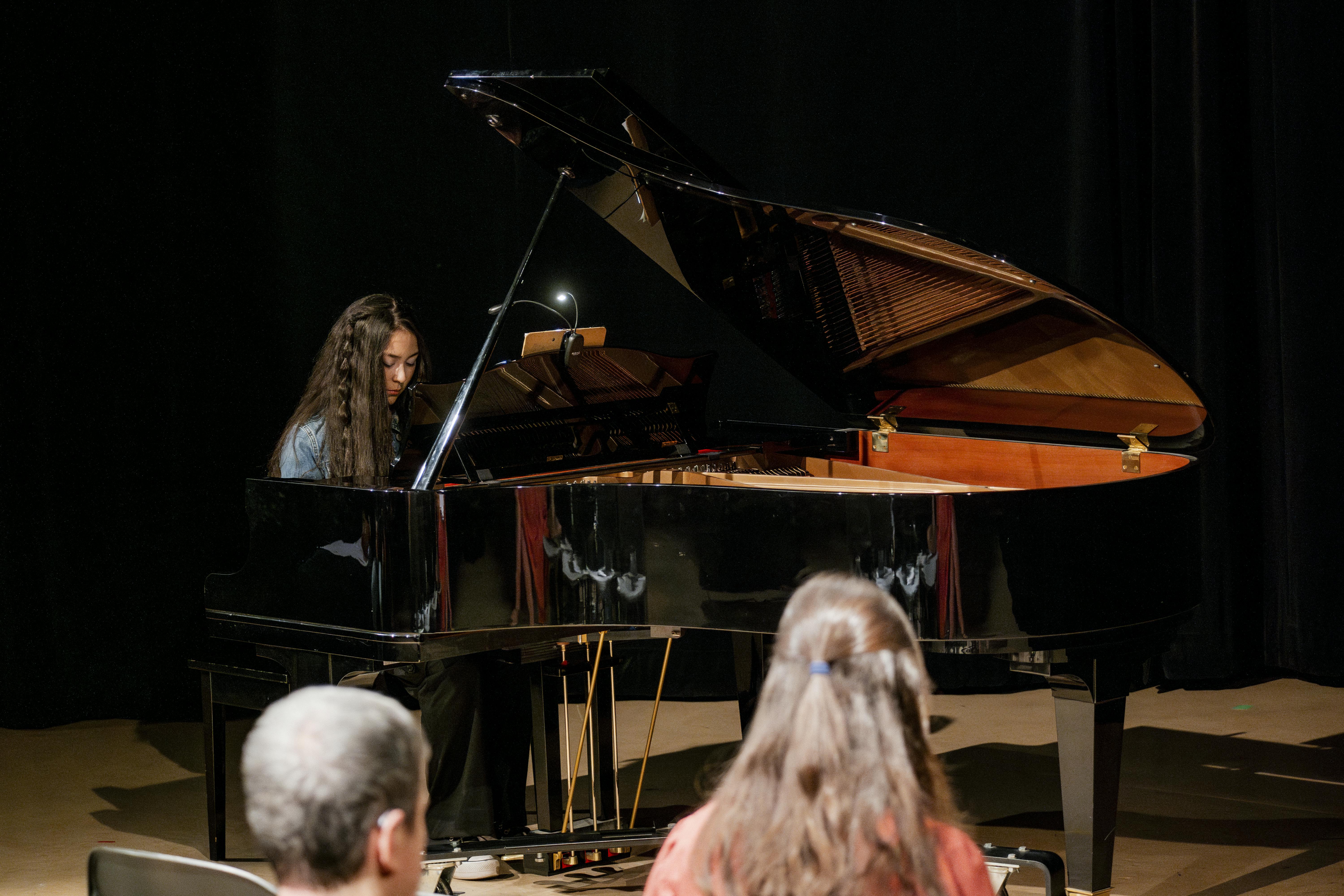 elm-pg-billboard-form music