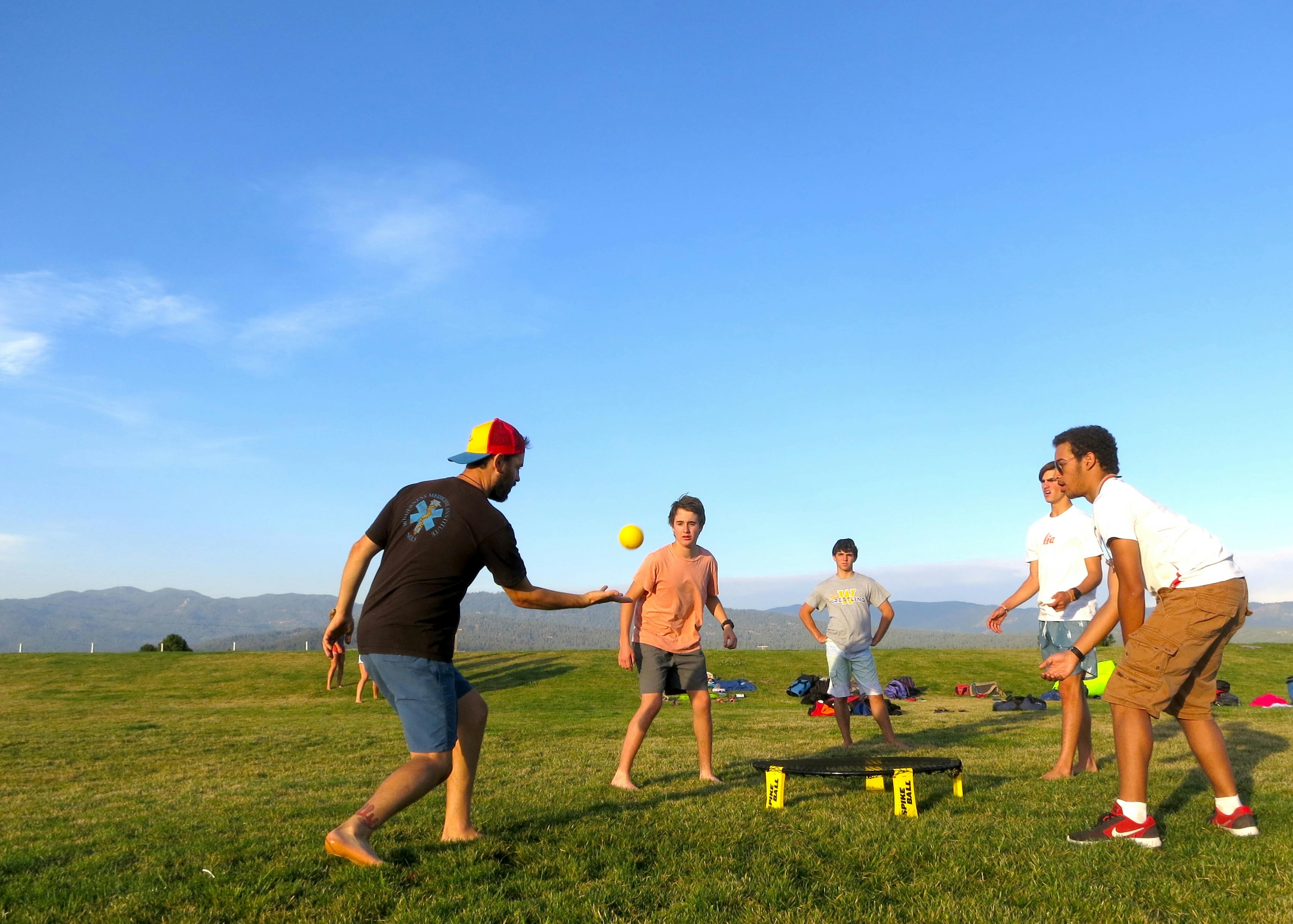 elm-pg-billboard-cta Spike ball at Kelly's