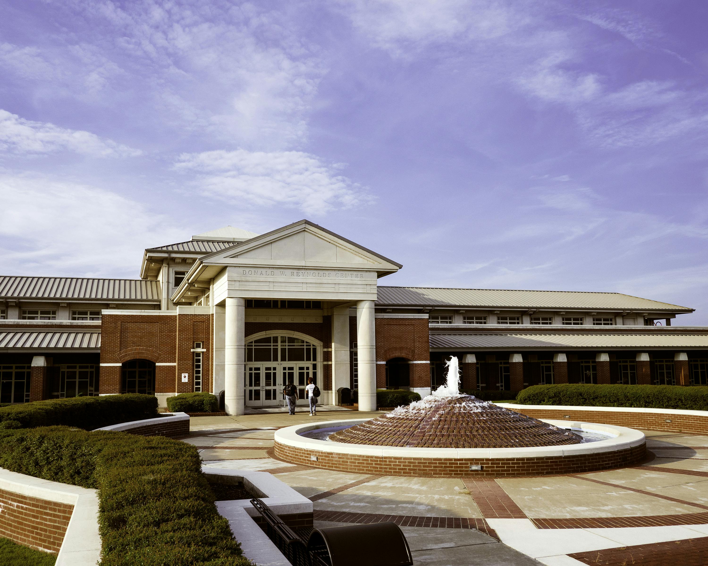 Apply to Be a Student Ambassador – Spring & Fall 2026