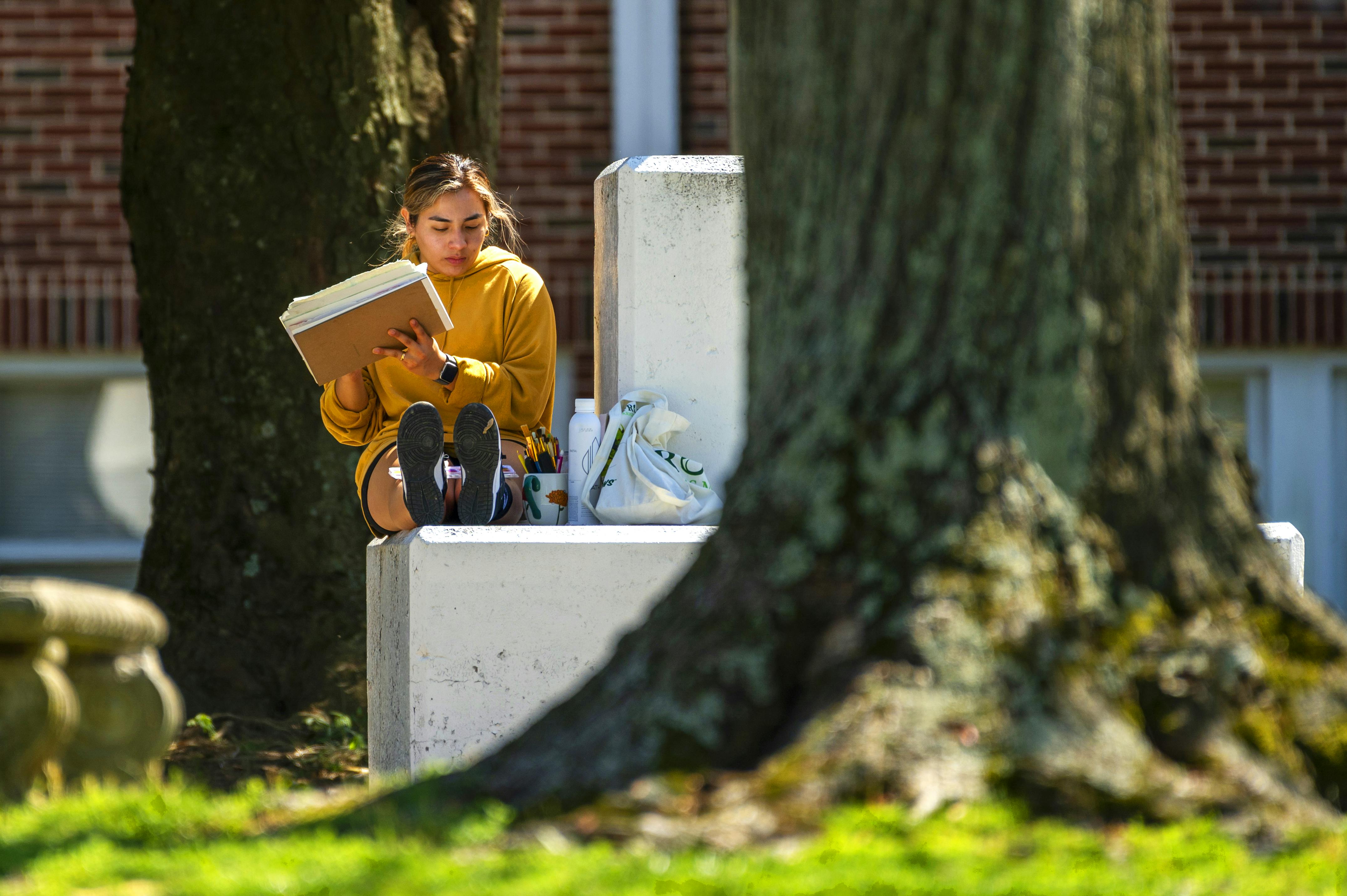 elm-pg-billboard-form 041123_AS_ArtStudents_5 copy