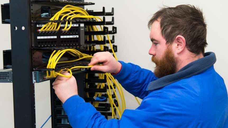 Fall Evening Tours: IT Programs