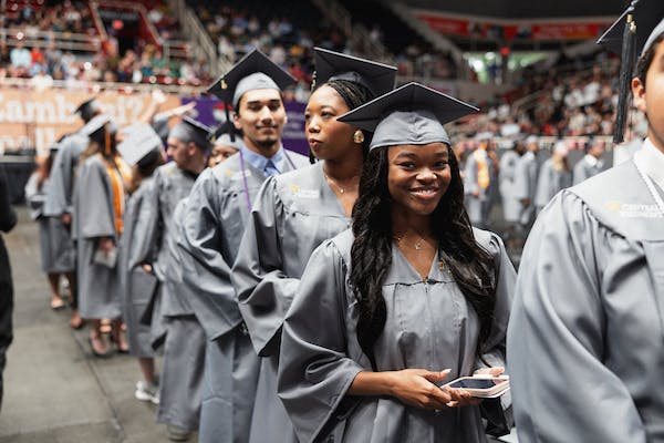 GRAD2024-DLV-0509-6186