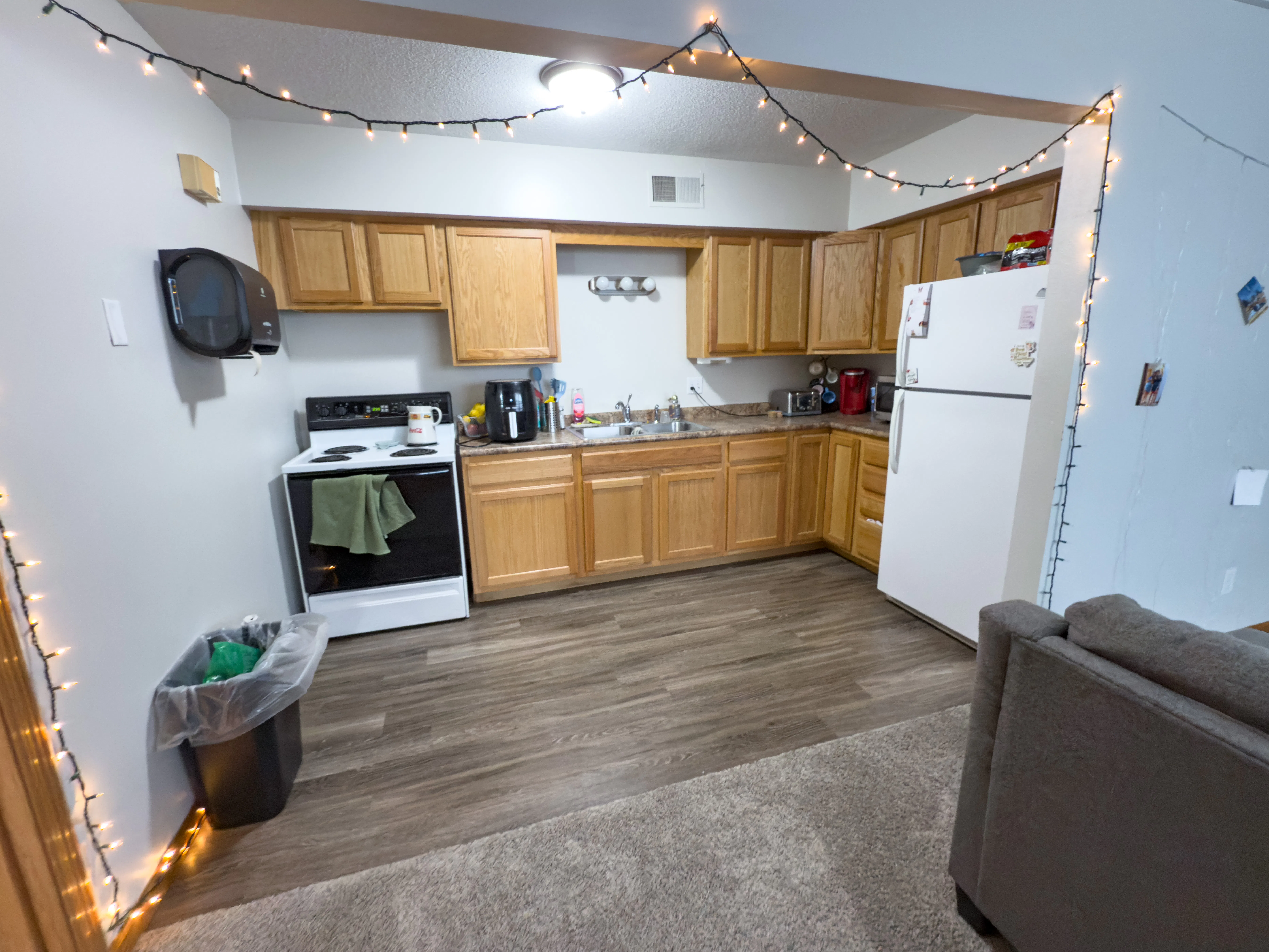 FBBC Apartment kitchen photo