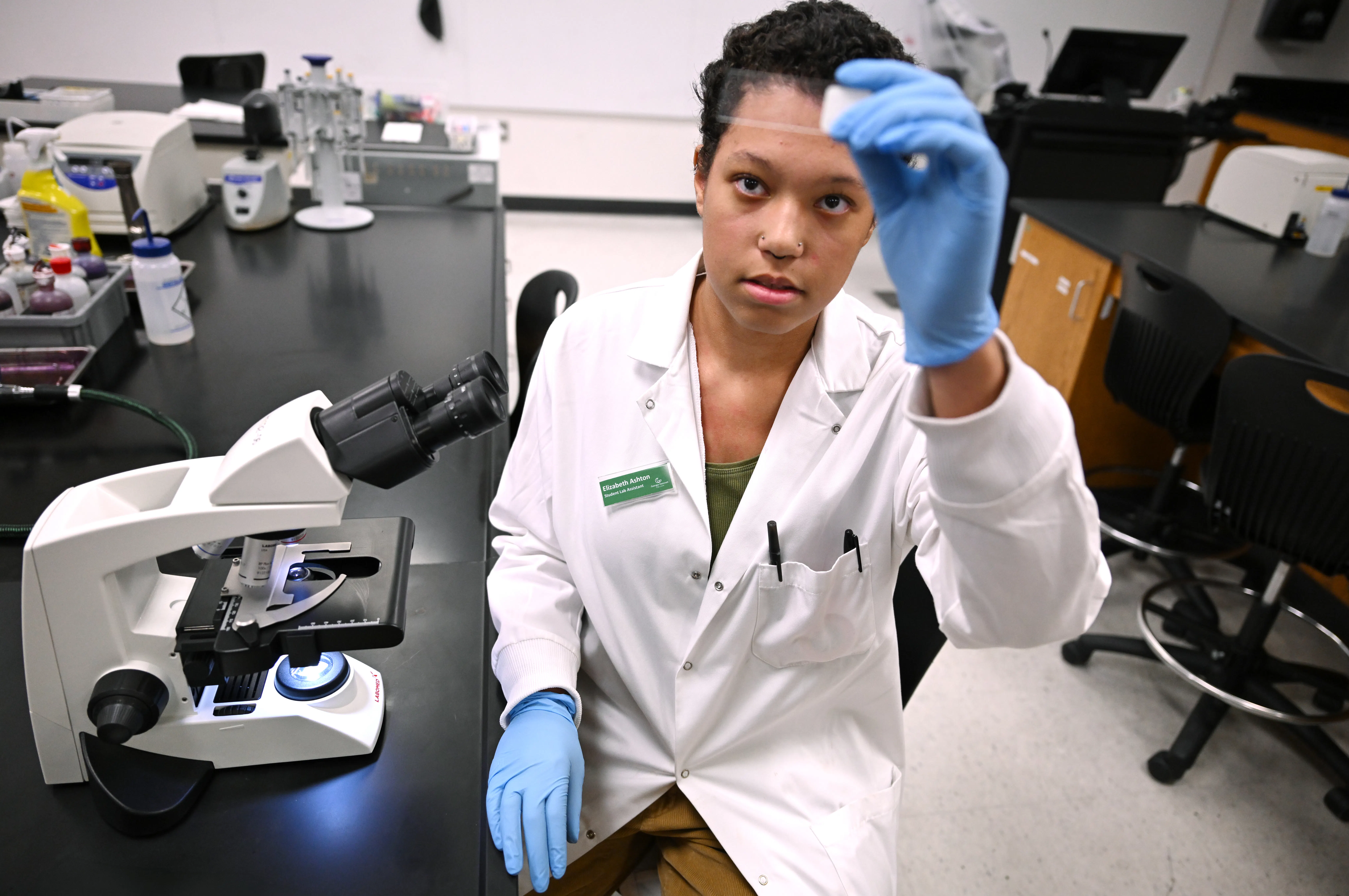 Student conducting laboratory research at Georgia Gwinnett College