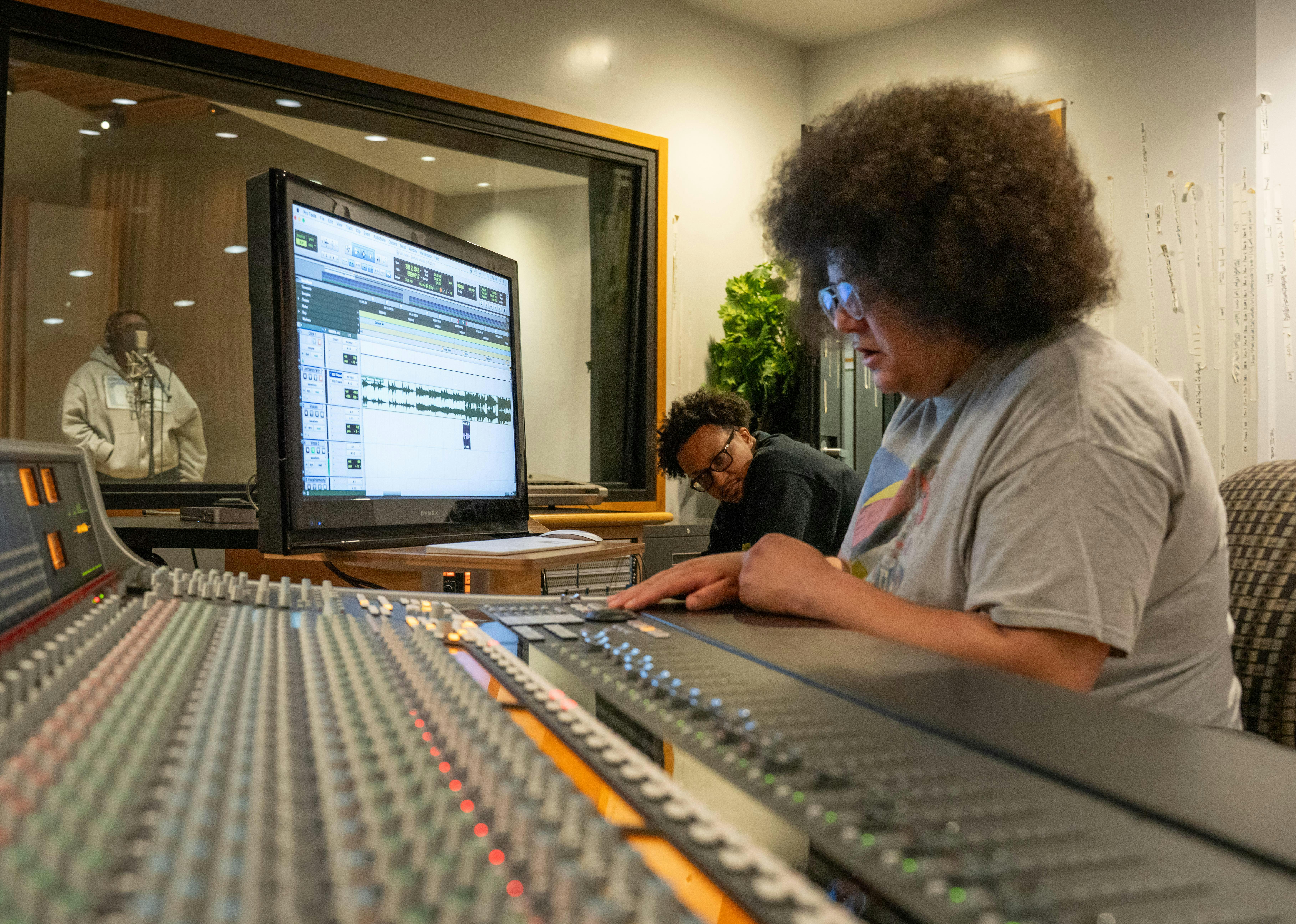 Entertainment Tech and Theatre