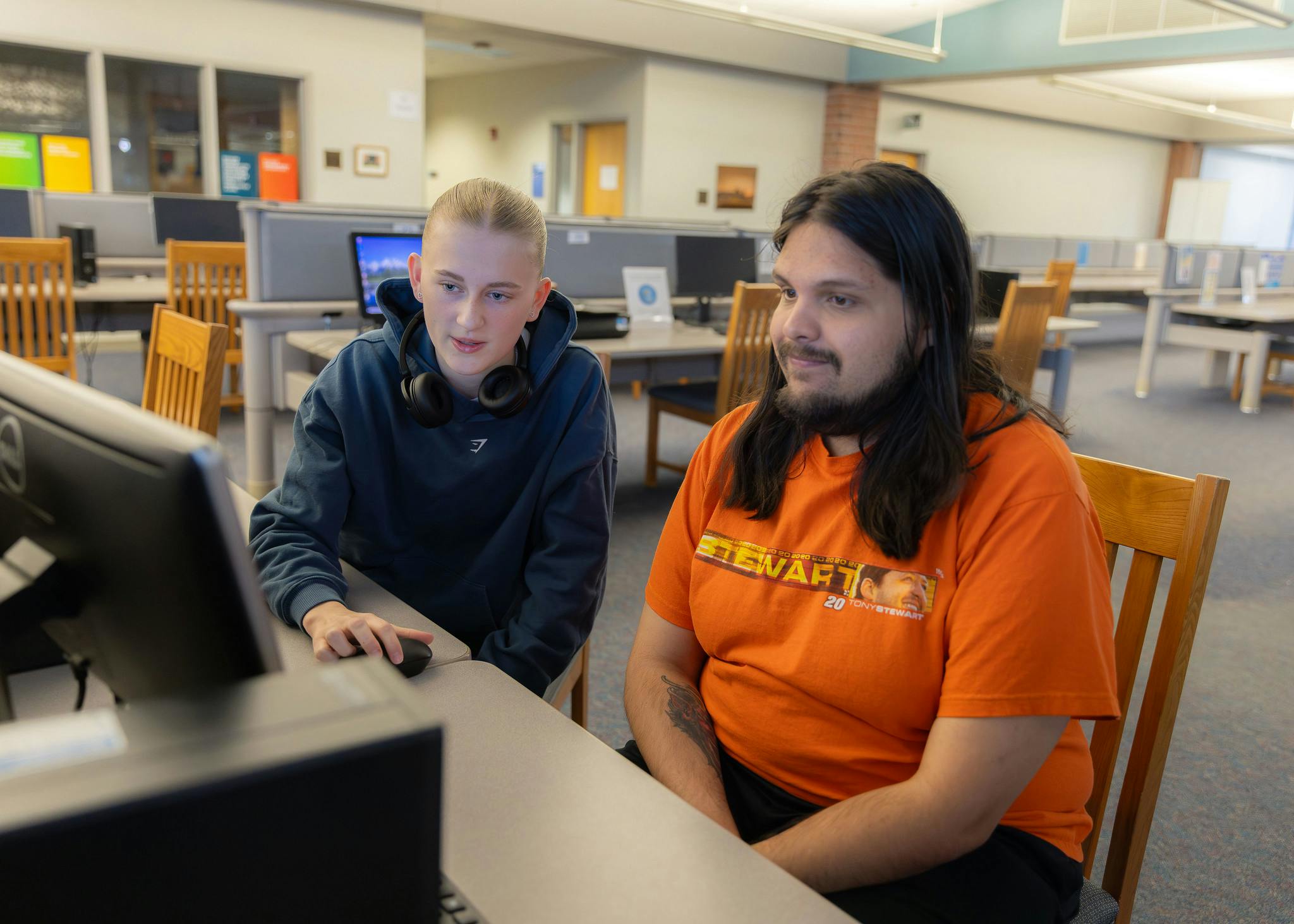 student receiving assistance