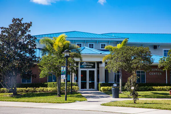 Dual Enrollment Information Session: Mueller Campus (Vero Beach)