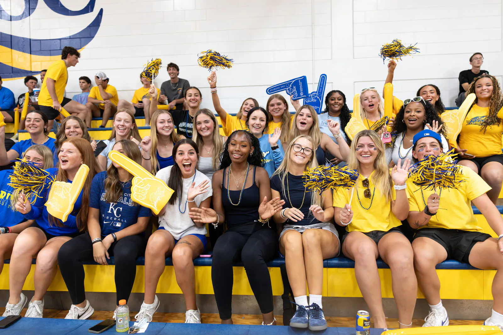 IRSC students cheering in the gym