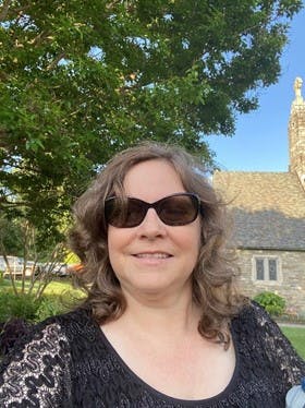 Photo of Daphne Lewis