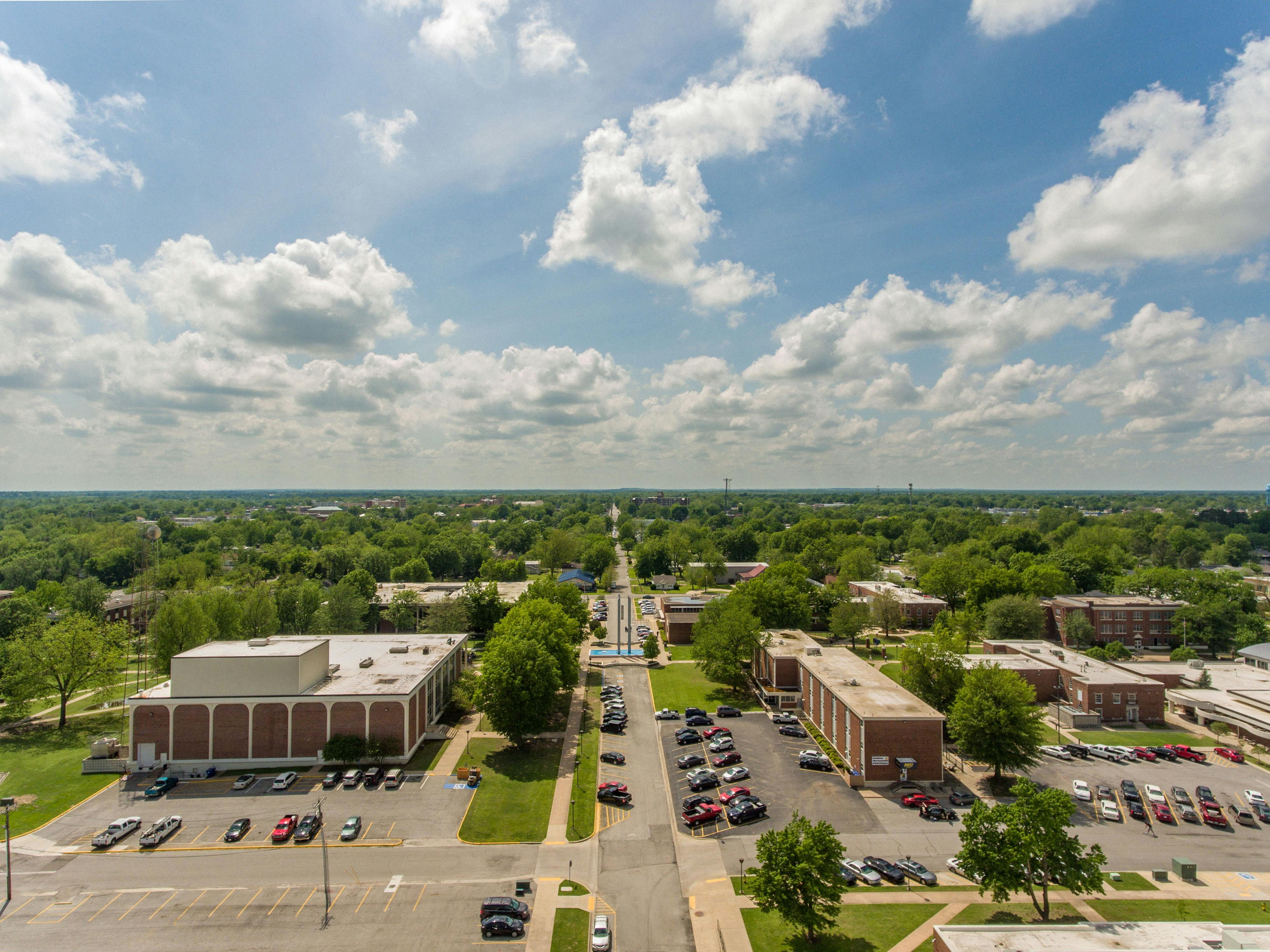 elm-pg-intro neo-campus-aerial