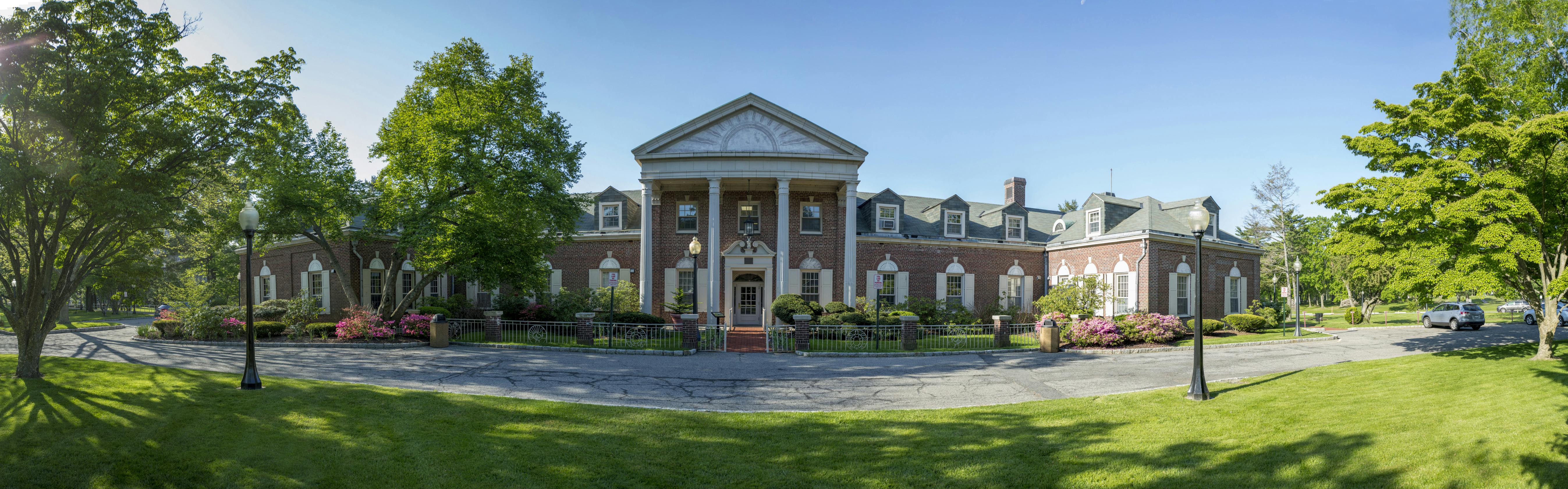 elm-pg-teaser-block 140520_NYMC_Pan8