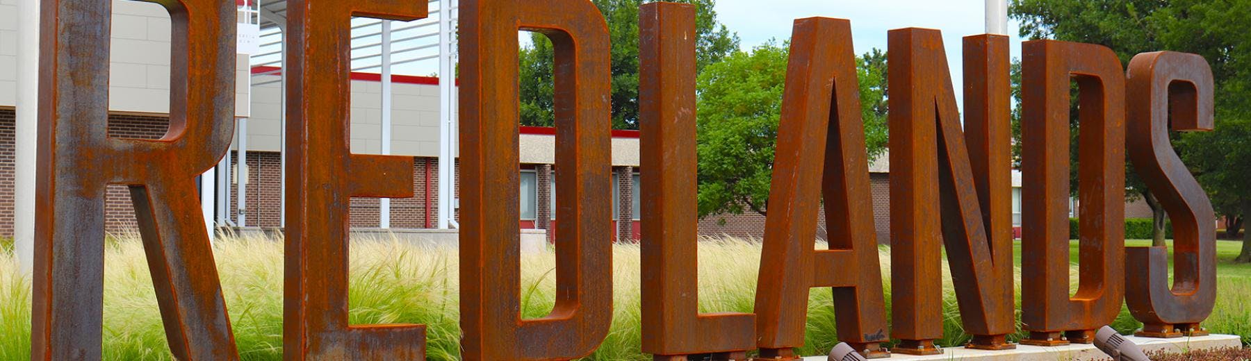 elm-pg-billboard-app redlands_sign1900x500