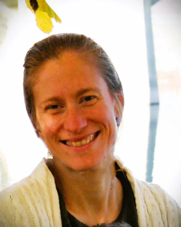 Explore Human Biology Virtually with Dr. Beth Bennett