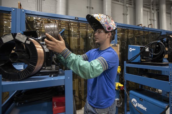Manufacturing & Engineering Center Tour