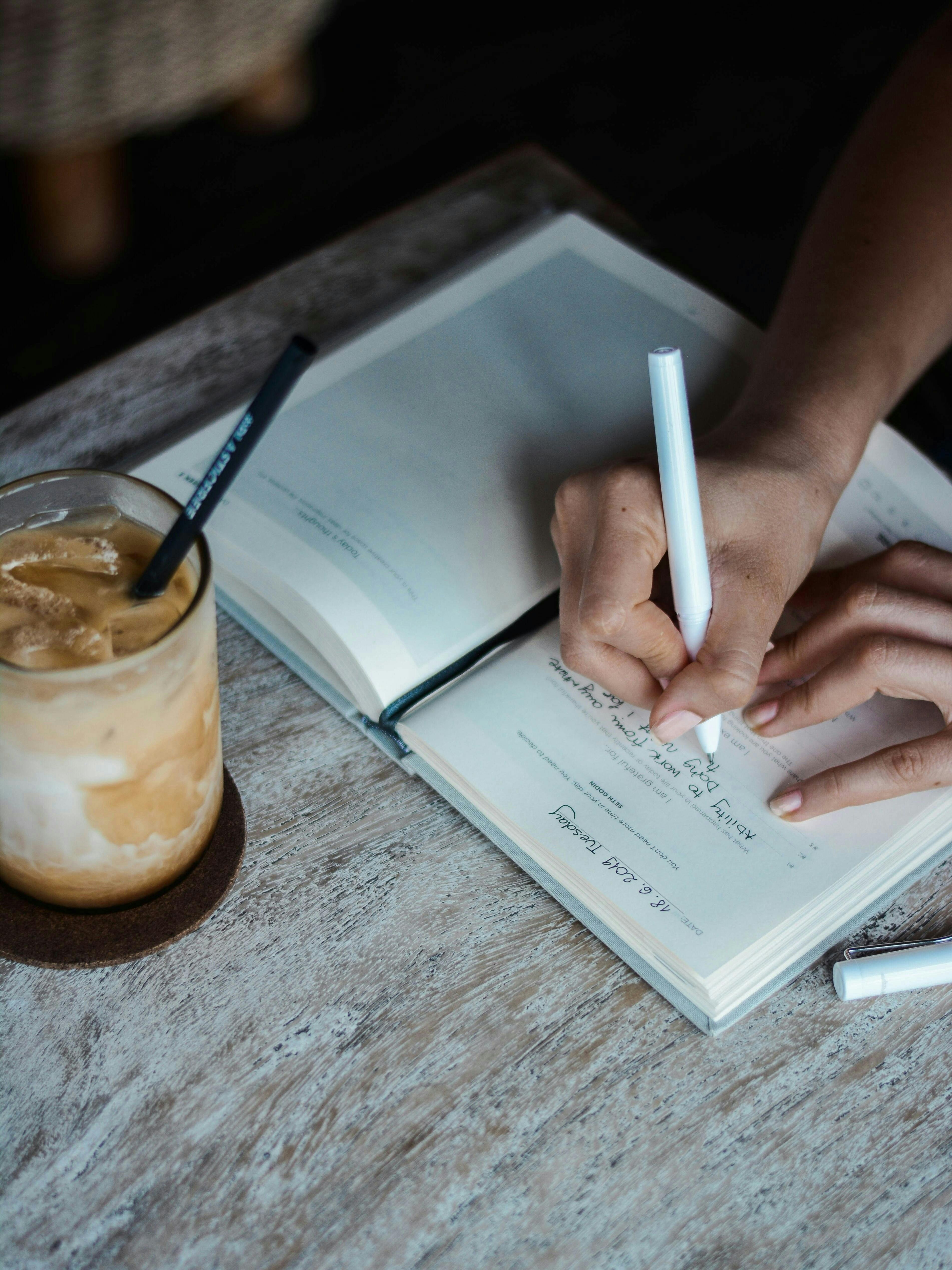 PEARL Workshop: Journaling for Clarity & Growth
