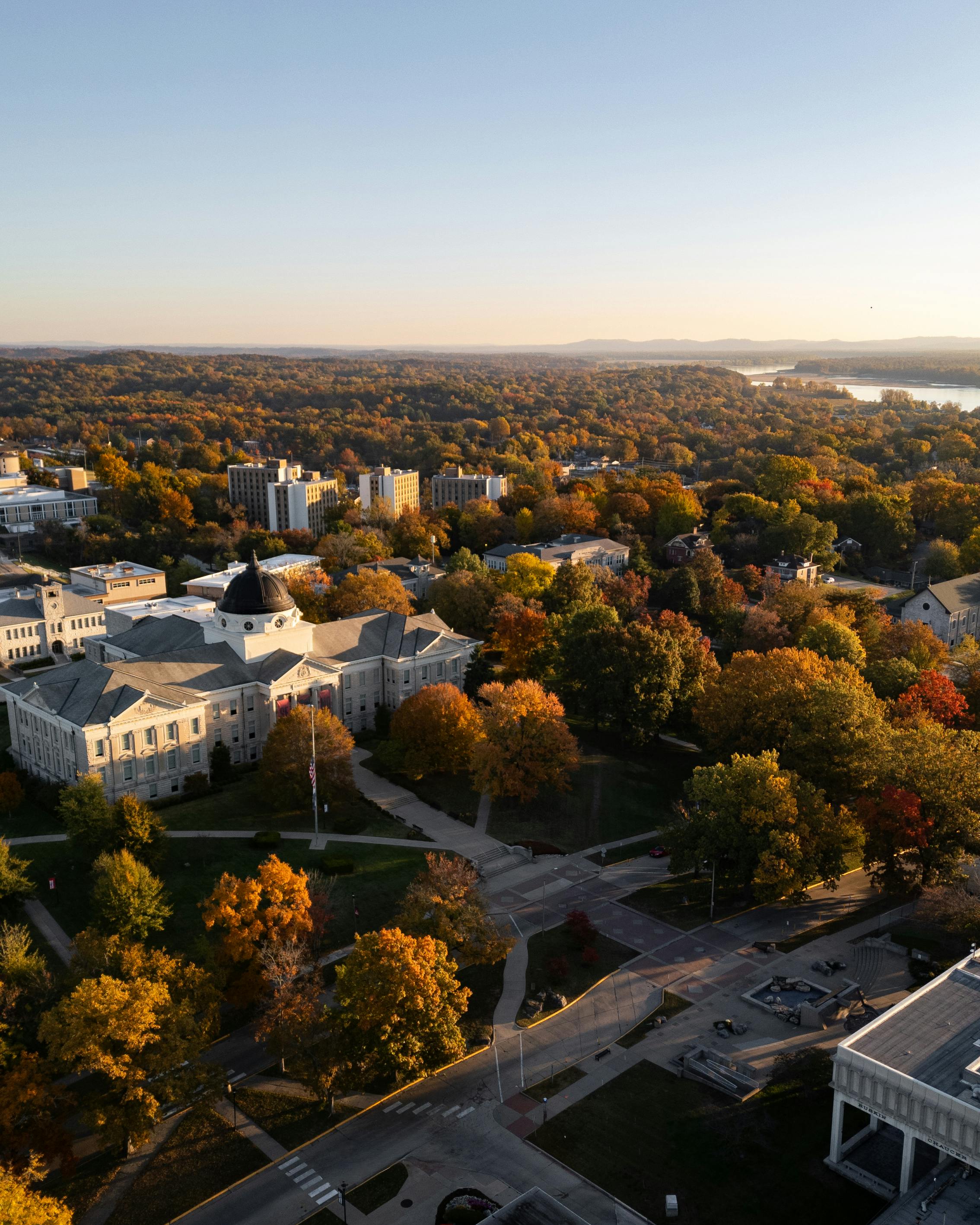 2025-LOC-Academic-Exterior-FALL-JB-1106-005