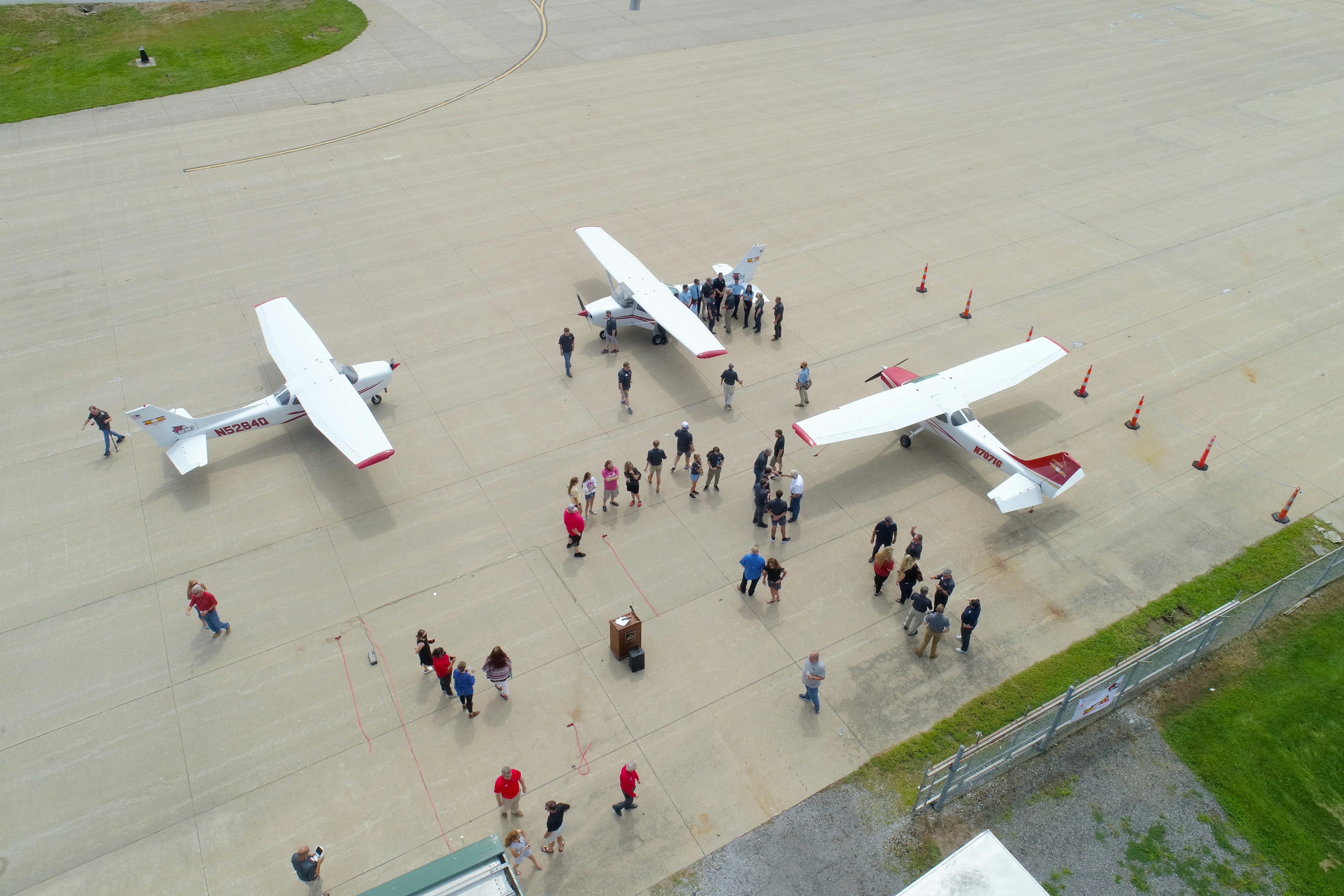 2021-NEWS-Professional-Pilot-Inaugural-BBQ-US-0821-003