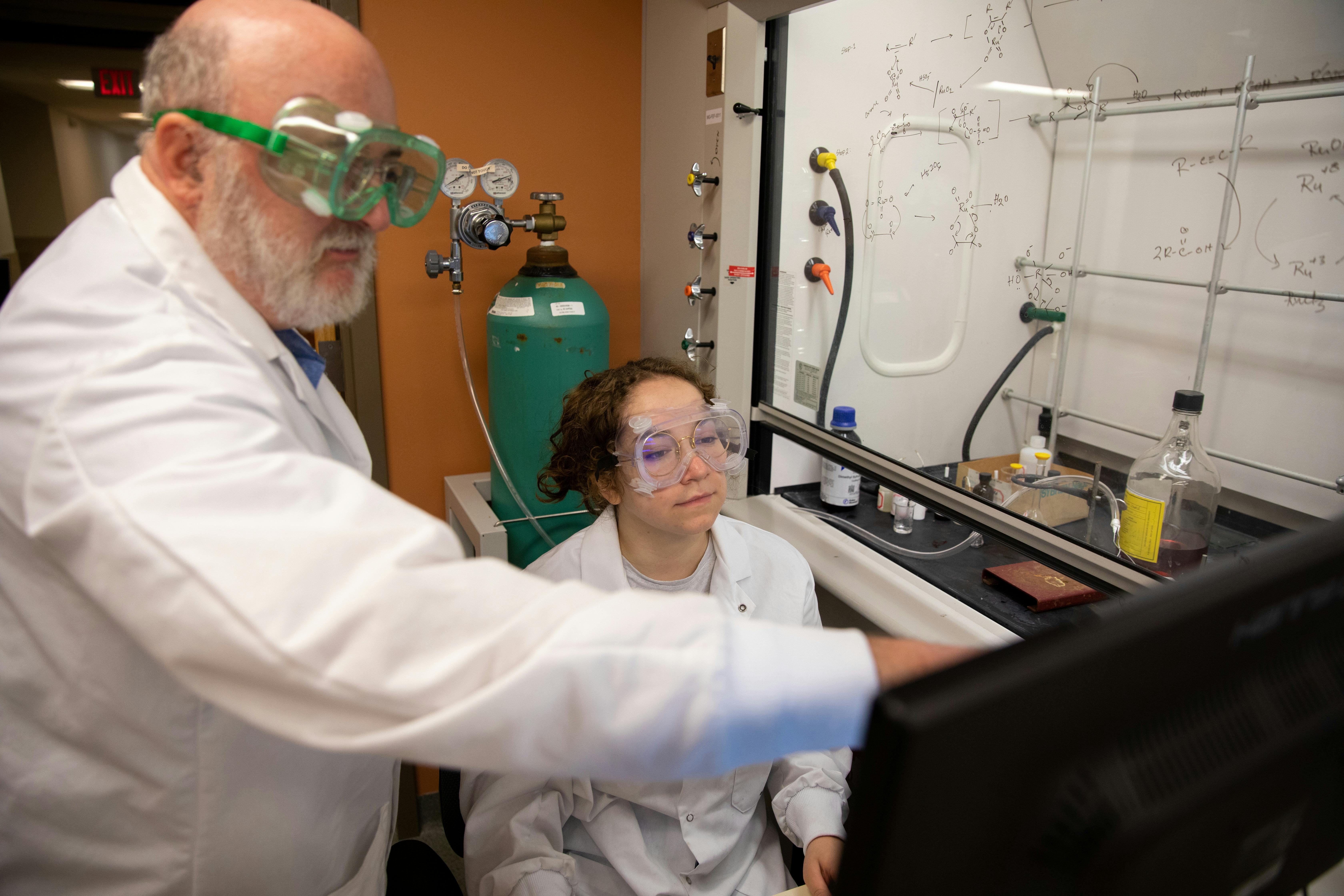 2023-STEM-Chemistry-Research-RF-0405-050
