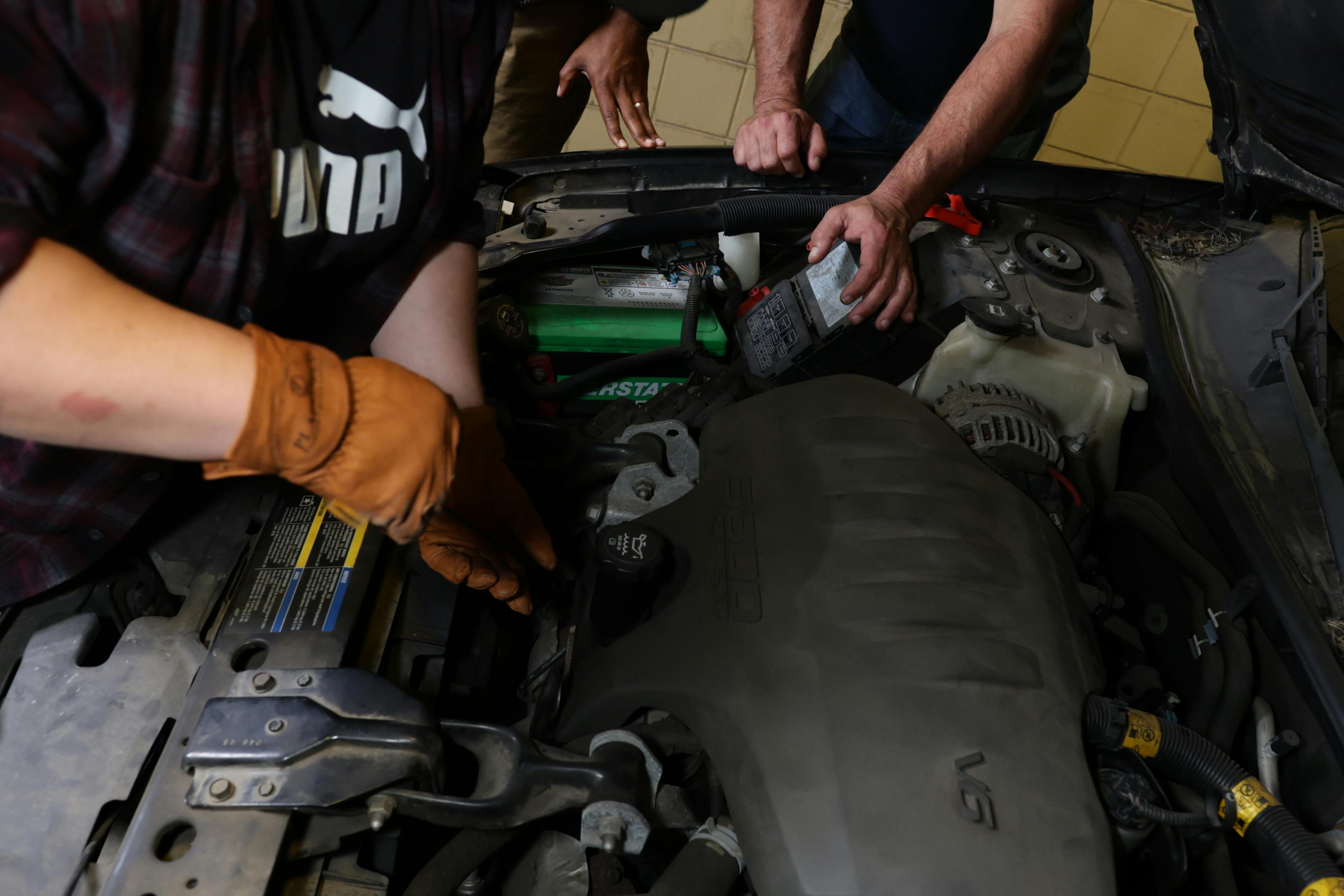 elm-pg-billboard-form 9C3A3574