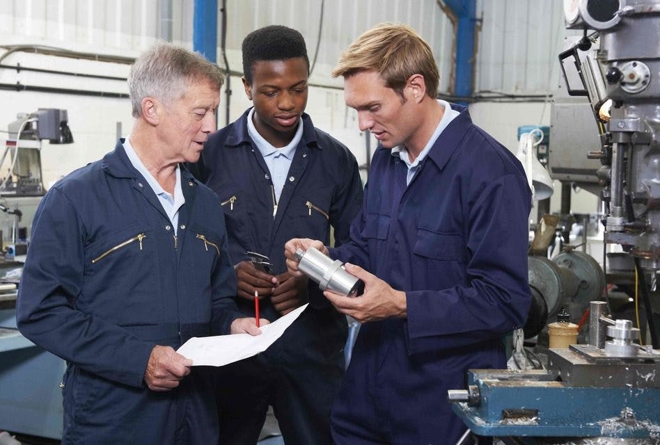 Bridging Generational Gaps: Effective Communication and Collaboration in a Multigenerational Workforce