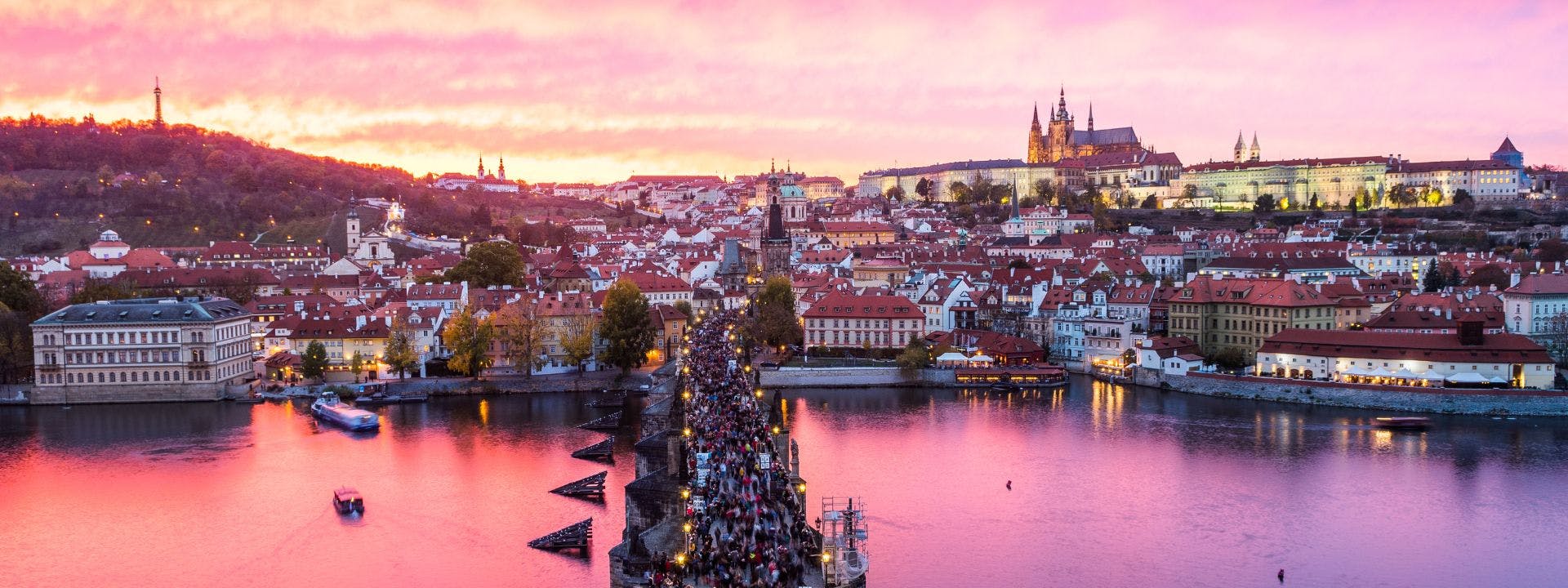 elm-pg-billboard-cta Prague Banner Images