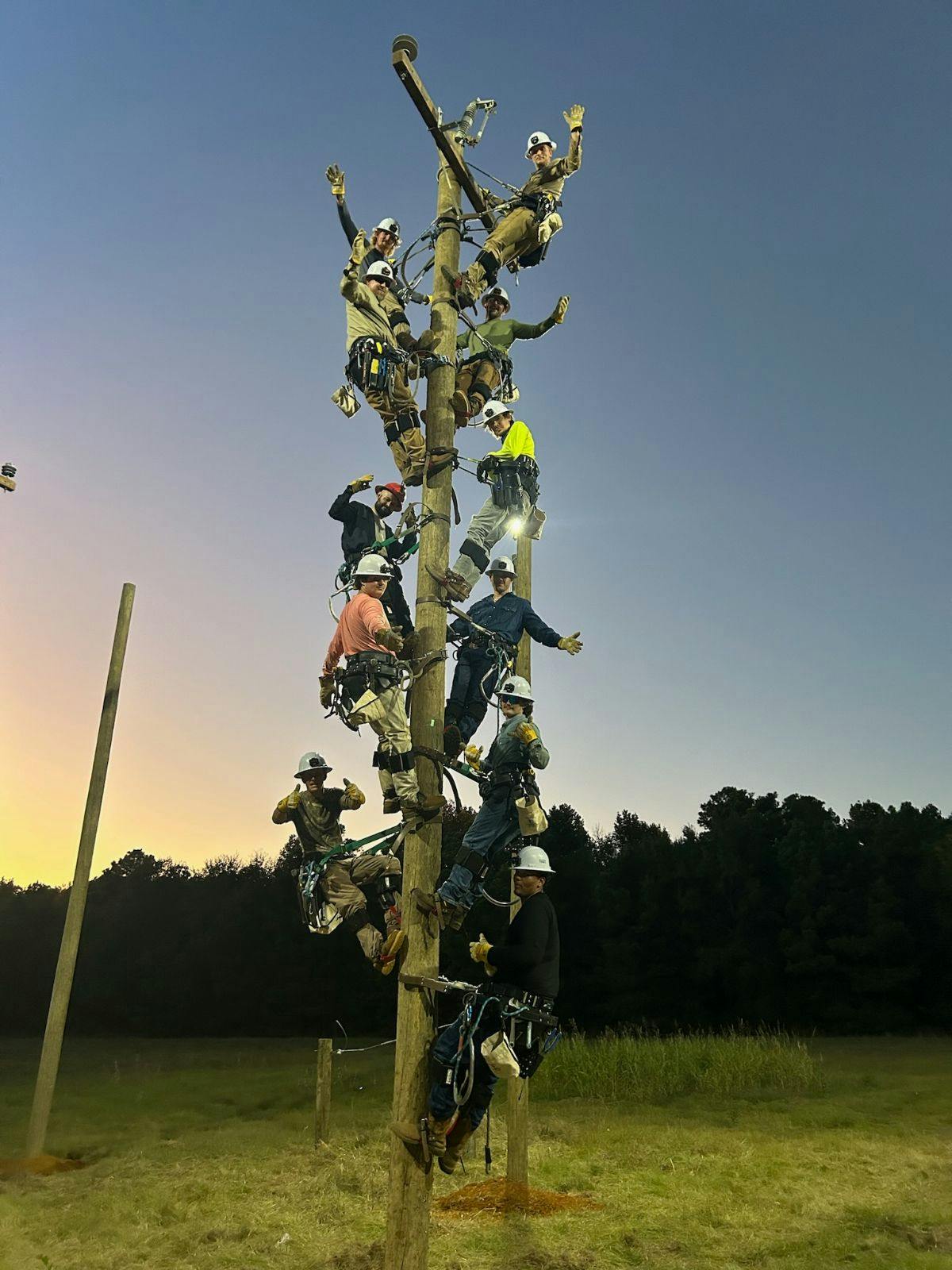 Paletine Lineworkers 24 - 25