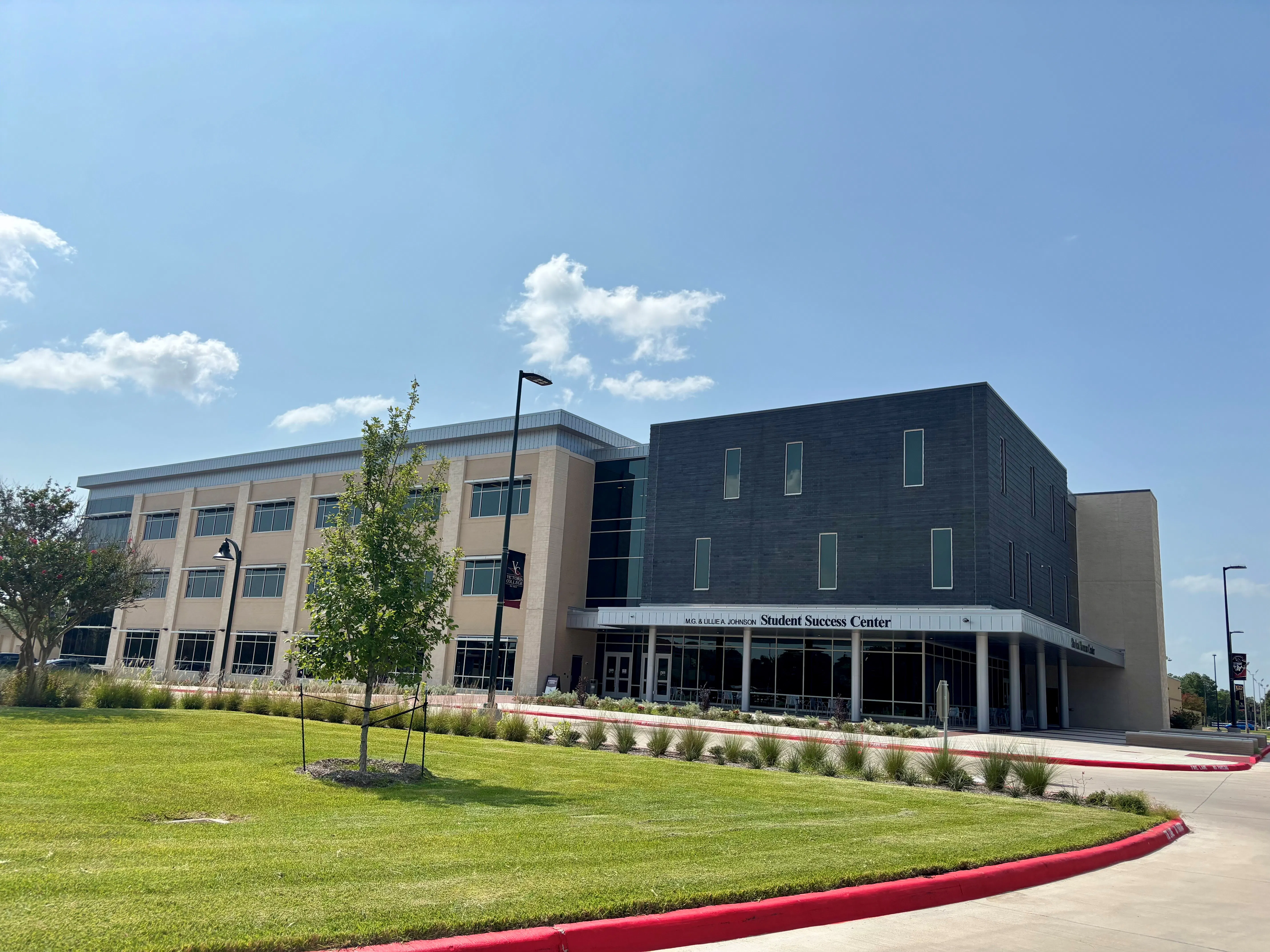 Student Success Center Ribbon Cutting