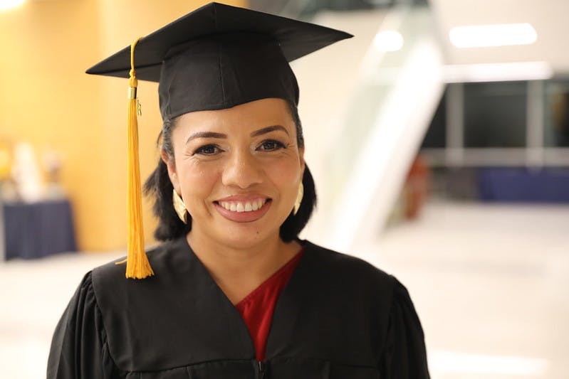 (Virtual)Programas de Equivalencia al “High School” en Español (HSE y HEP)-2025